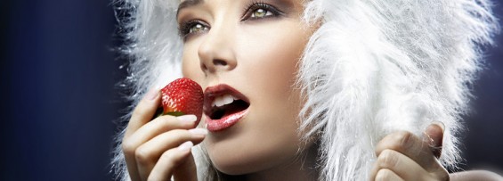 strawberry_by_abclic-d4h8wi8